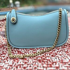 🩵Coach Swinger Bag 20🩵